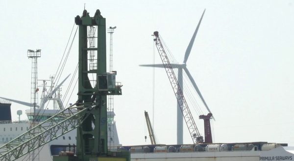 Ue, via libera alla clausola di salvaguardia per l’energia