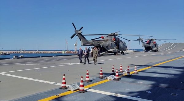 Palermo celebra la Marina tra storia, tecnologia e visite a bordo delle navi