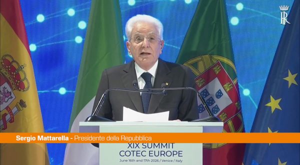 IA, Mattarella “Abbandonare timidezze su azione comune Ue”