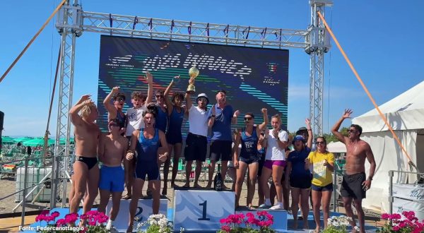 Canottaggio Beach Sprint, il Trofeo Filippi si tinge di azzurro
