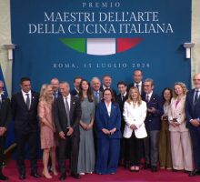 Dieci "Maestri dell'Arte della Cucina Italiana" premiati a Palazzo Chigi