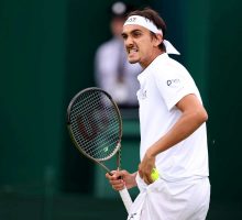 Sonego fuori ai sedicesimi a Wimbledon, Fritz vince in quattro set