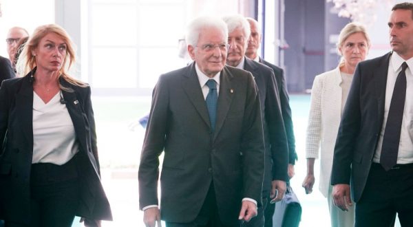 Attentato di Nizza, Mattarella “Tolleranza e convivenza prevalgano sull’odio”
