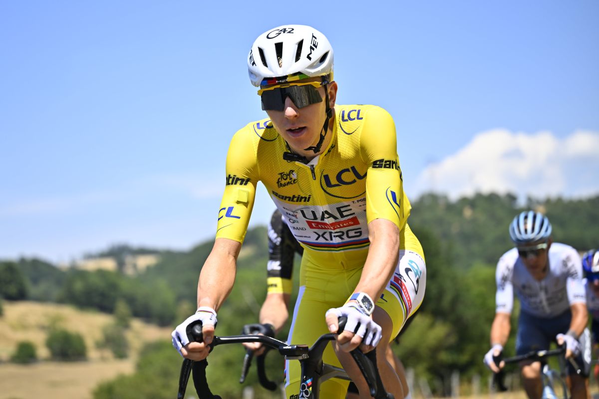 Al Tour ennesimo acuto di Pogacar, sempre pi&ugrave; maglia gialla