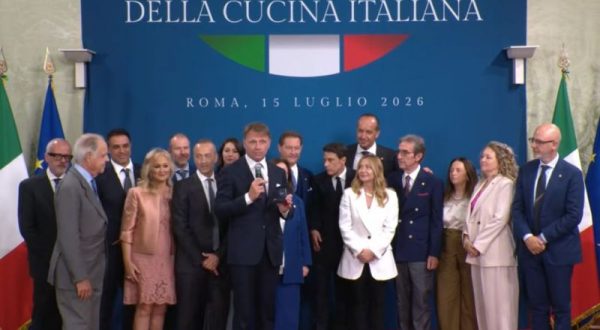 Meloni e Lollobrigida premiano 10 Maestri dell’Arte della Cucina Italiana