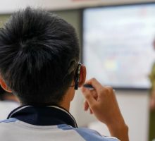 Cina, sviluppato il primo dispositivo bionico al mondo per &ldquo;comprendere i suoni&rdquo;