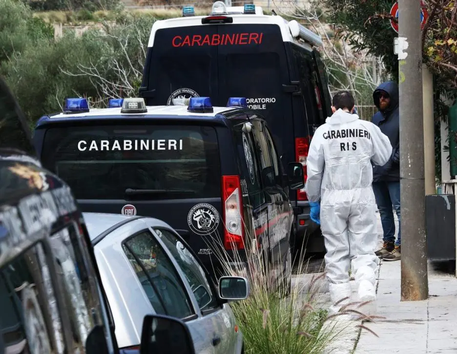 Palermo, 50enne ucciso a Sferracavallo durante una lite. Il cognato lo avrebbe schiacciato col suo peso
