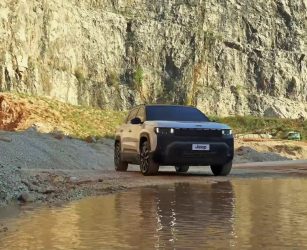 Jeep Compass si rinnova con 4xe e Long Range