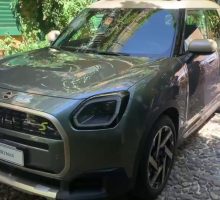 Mini Takes Care, geotessili bio e riciclo per salvare la neve in alta quota