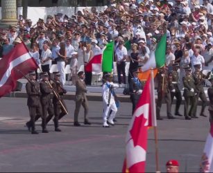 Francia, Mattarella a Parigi per la parata sugli Champs-&Eacute;lys&eacute;es