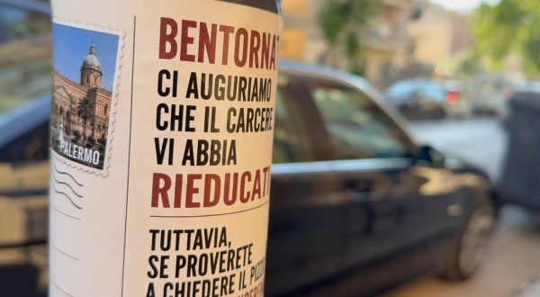 Palermo, cartoline in strada per boss scarcerati “Niente pizzo o vi denunciamo”
