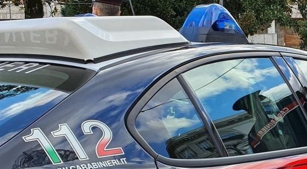 Minacce e aggressioni alla madre, arrestato un 40enne nel Nisseno
