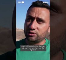 I palestinesi inviano un messaggio ai coloni con un festival #ansa