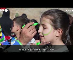 I palestinesi lanciano un messaggio ai coloni con un festival