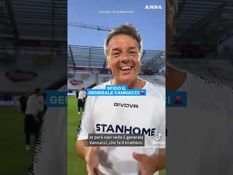 Partita del cuore, la sfida di Matteo Renzi al generale Vannacci #ansa