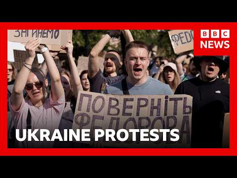 Protests in Ukraine against President Zelensky&rsquo;s removal of defence minister | BBC News