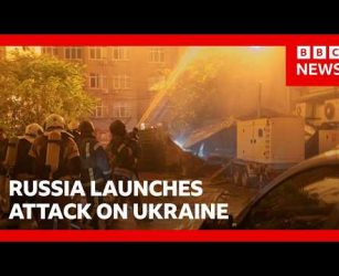 Russia launches 'most massive attack' on Kyiv | BBC News