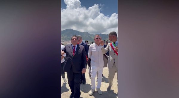L'ambasciatore Usa Tilman Fertitta visita Cefal&ugrave;, le immagini