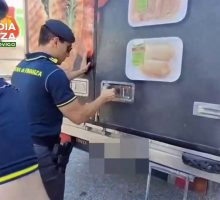 Sequestrati a Rovigo 450 kg di carne scaduta e 3 tonnellate di verdura marcia